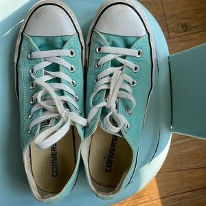 Teal converse